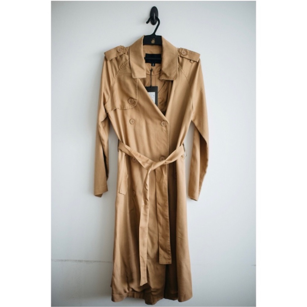 WHO WHAT WEAR trench coat!